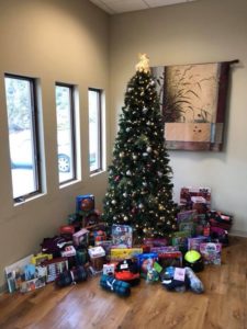 Christmas Tree with presents underneath